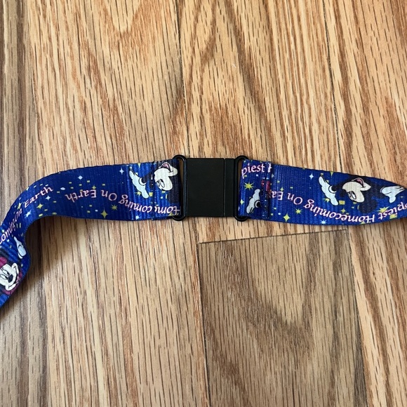 Disney’s Happiest Homecoming On Earth Mickey And Minnie Mouse Lanyard – One Size - Picture 4 of 7
